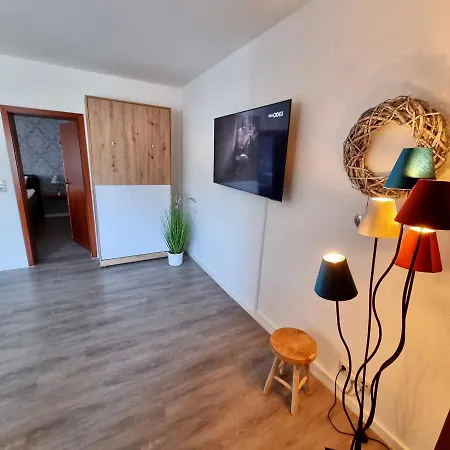 Haus Kaiser Und Appartementvermietung アパート *